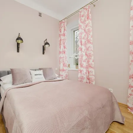 Royal Castle View By Renters *