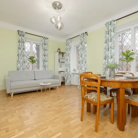 アパート Royal Castle View By Renters *
